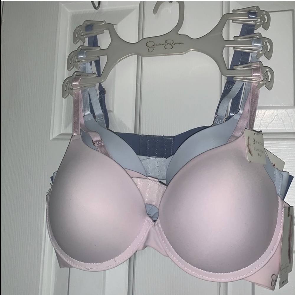 Jessica Simpson Bras